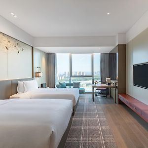 Standard Upper Floors Twin Room